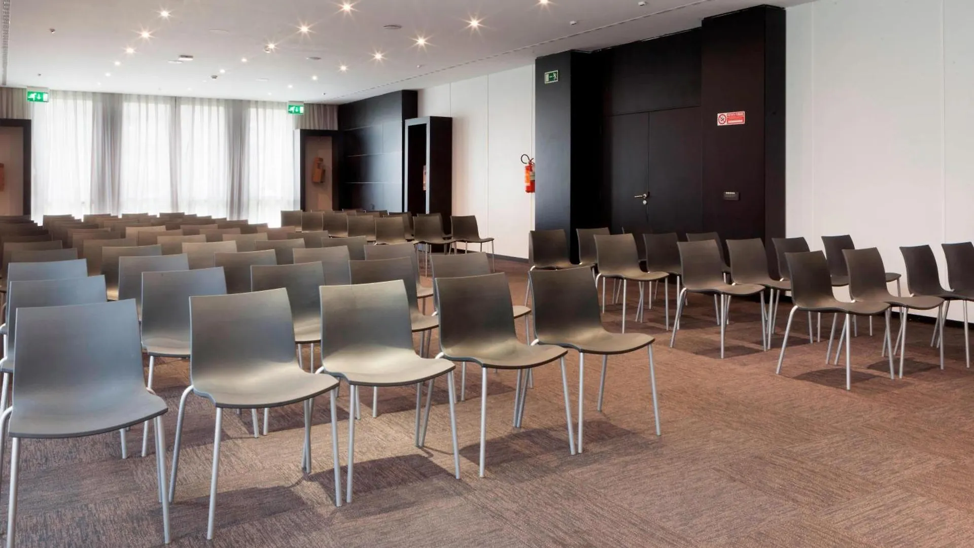Ac Hotel Bologna By Marriott 4*,